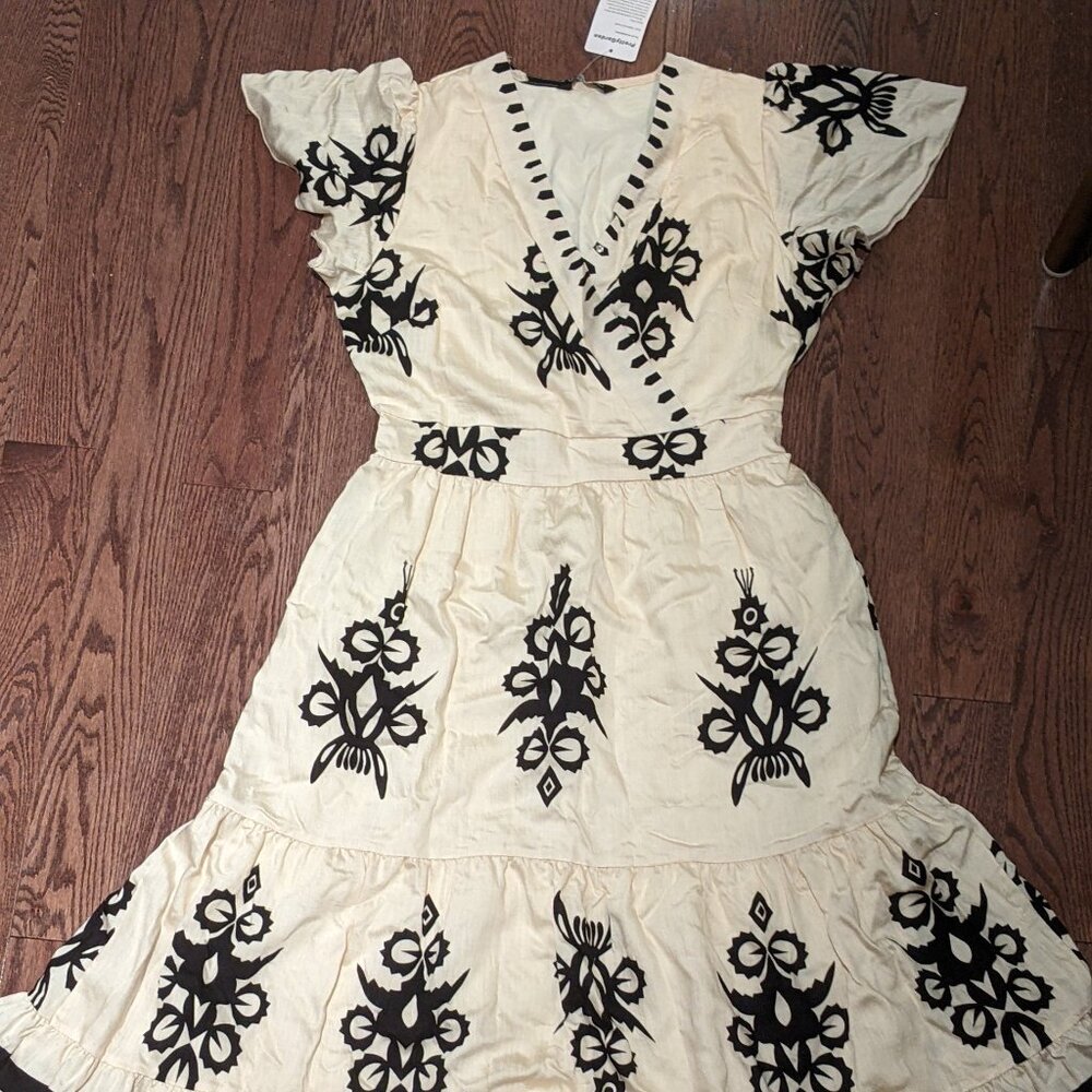 NWT - Flowy maxi dress, size S/M - Picture 4 of 5